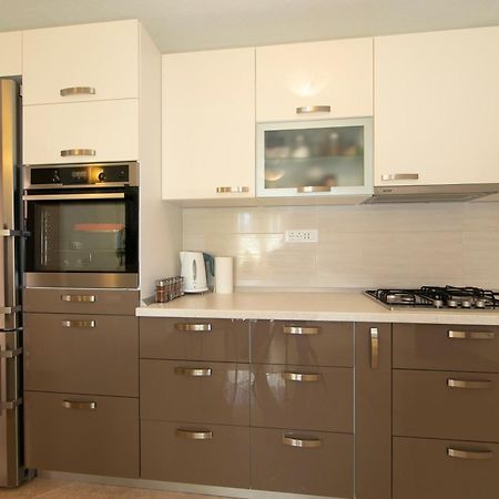 Apartmani Darinka Baska Voda Exterior photo
