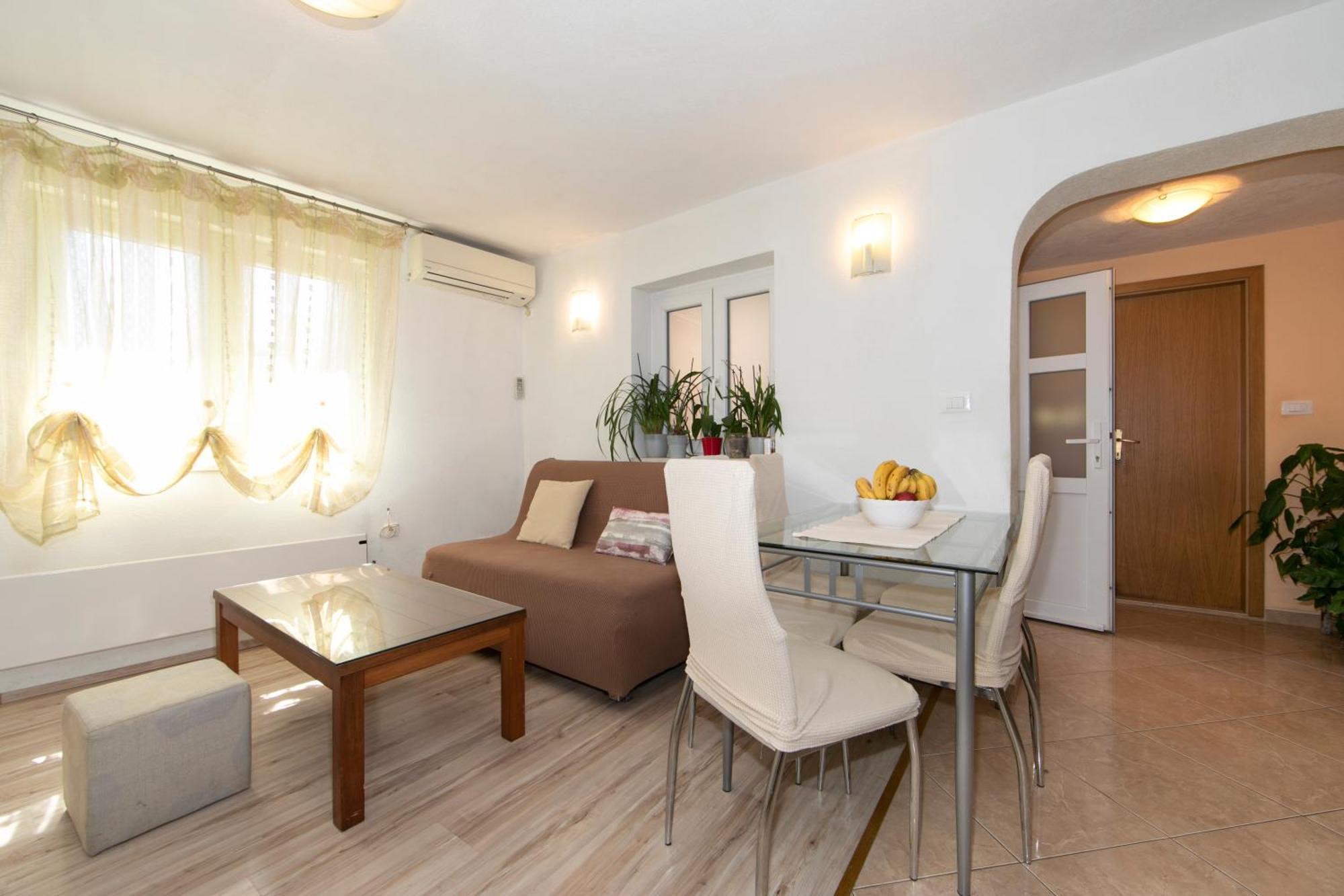 Apartmani Darinka Baska Voda Exterior photo