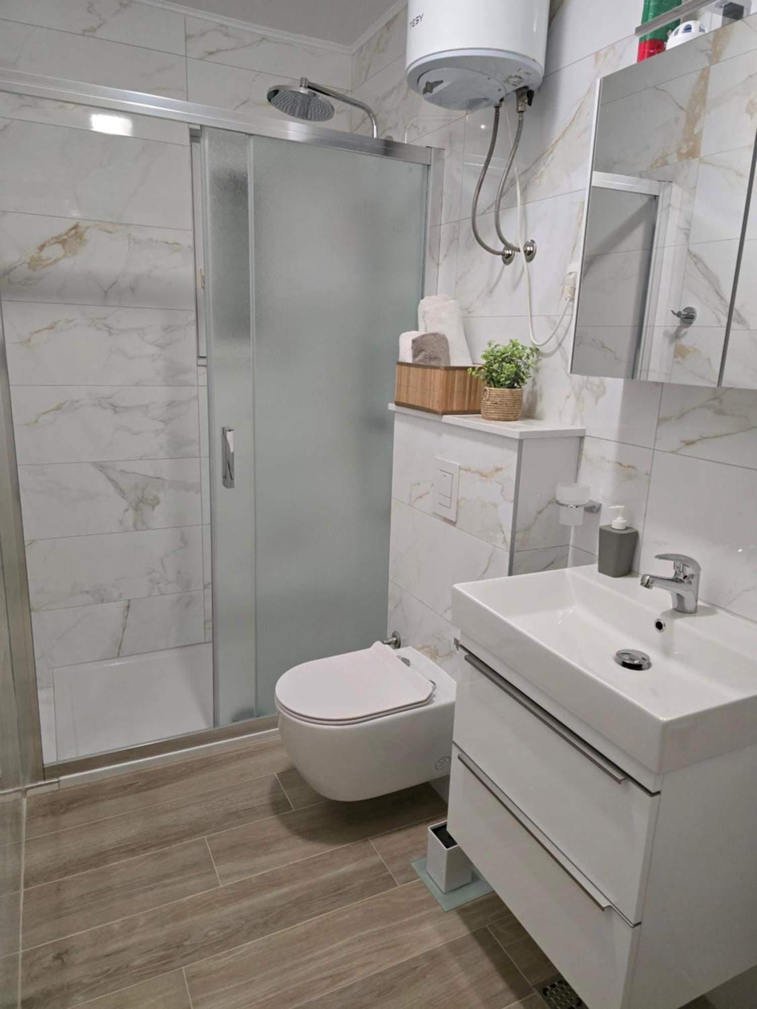 Apartmani Darinka Baska Voda Exterior photo