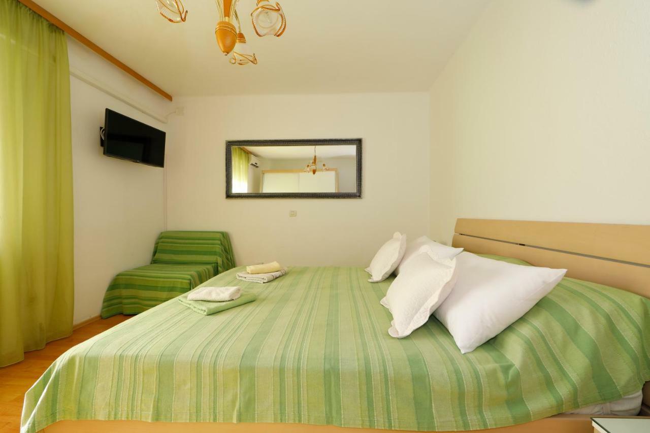 Apartmani Darinka Baska Voda Exterior photo