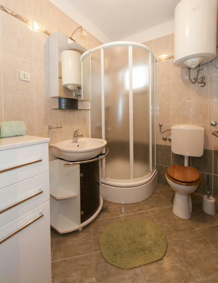 Apartmani Darinka Baska Voda Exterior photo