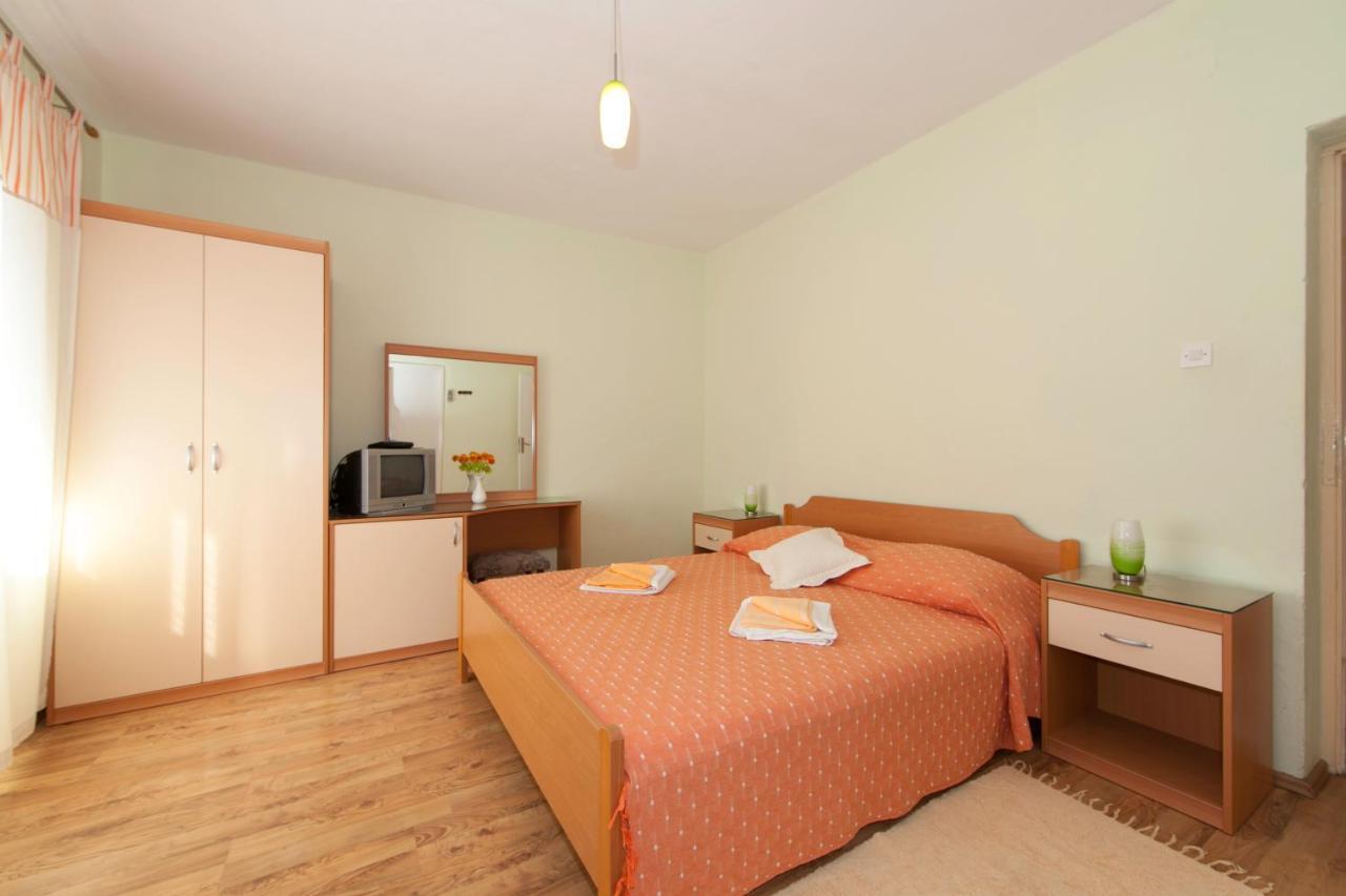 Apartmani Darinka Baska Voda Exterior photo